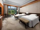Classic Quadruple room with garden view