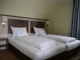 Deluxe Family room with balcony and with lake view