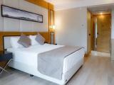 Standard room with land view