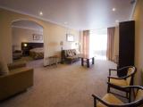 Suite city view