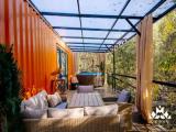 2 Bedrooms Lux with Jacuzzi Container