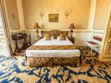 Double Golden Junior Suite with partial sea view