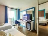 2 Bedrooms Family Connected Suite
