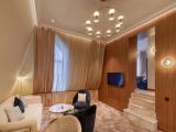 Leo with Sofa Double Suite