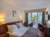 Priority Location Double room with garden view