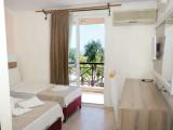 Standard Double room with partial sea view