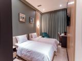 Standard Twin room with view