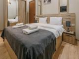 Standard room with courtyard view