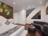 Royal Double Suite with lake view