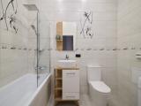 2 Bedrooms Bathtub Apartment