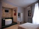 Suite with city view