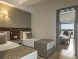 Family Quadruple room with balcony and with sea view