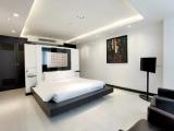 1 Bedroom Deluxe Double Suite with balcony and with city view