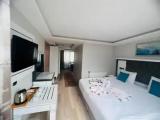 Deluxe Triple room with sea view