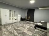 Comfort Family room with courtyard view