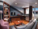 Suite with balcony