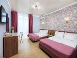 1 Bedroom Standard Quadruple room with balcony