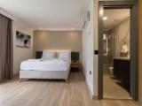 Deluxe room with balcony and with view