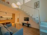 2 Bedrooms Quadruple Duplex Apartment with balcony