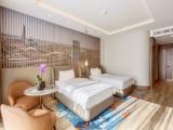 Standard Twin room with view