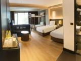 Family with Bunk Bed Suite