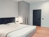 2 Bedrooms Apartment with view