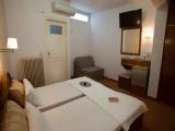 Standard Triple room with view