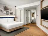 Deluxe with Sofa Bed Double room with city view