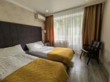 Standard Twin room with balcony