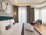 Deluxe Double room with city view