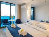Deluxe room with balcony and with sea view