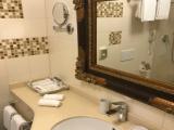 Standard Twin room with city view