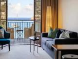Large room with balcony and with sea view