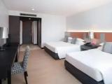 Premier (North Tower) Triple room with city view