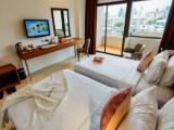 Deluxe Premier Twin room with balcony