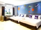 Courtyard Family room