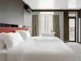 2 Bedrooms Suite with balcony