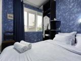 2 Bedrooms Standard Family room with view
