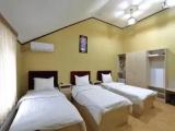 Economy Triple room