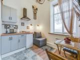 Economy Triple Duplex Studio