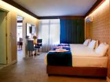 Triple Suite with city view