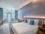 Deluxe Family room with balcony and with city view