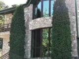 4 Bedrooms Cottage