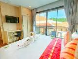 2 Bedrooms Cozy Suite with pool view