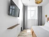 Double Studio with park view