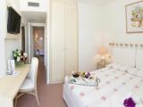 Classic Quadruple room