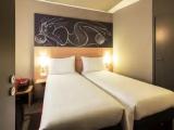 Standard Double room with city view