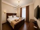 Deluxe Double room with courtyard view