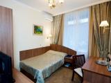 Standard Single room with balcony and with park view