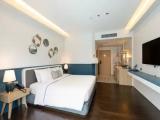 Deluxe Double room with city view